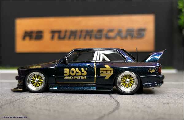 1:64 BMW E30 WIDEBODY - PURPLE CHAMELEON COLOR - LIMITED EDITION 199 Stk. inkl OVP